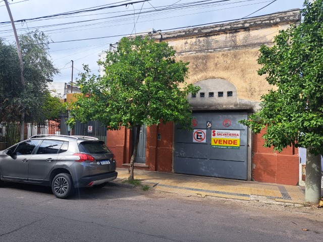 ¡Vta. Propiedad Céntrica con Local – Ideal Desarrollo! – Garibaldi al 400